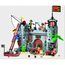 Пиратский серийный конструктор Fort Rob Barrack 366PCS Block Toys